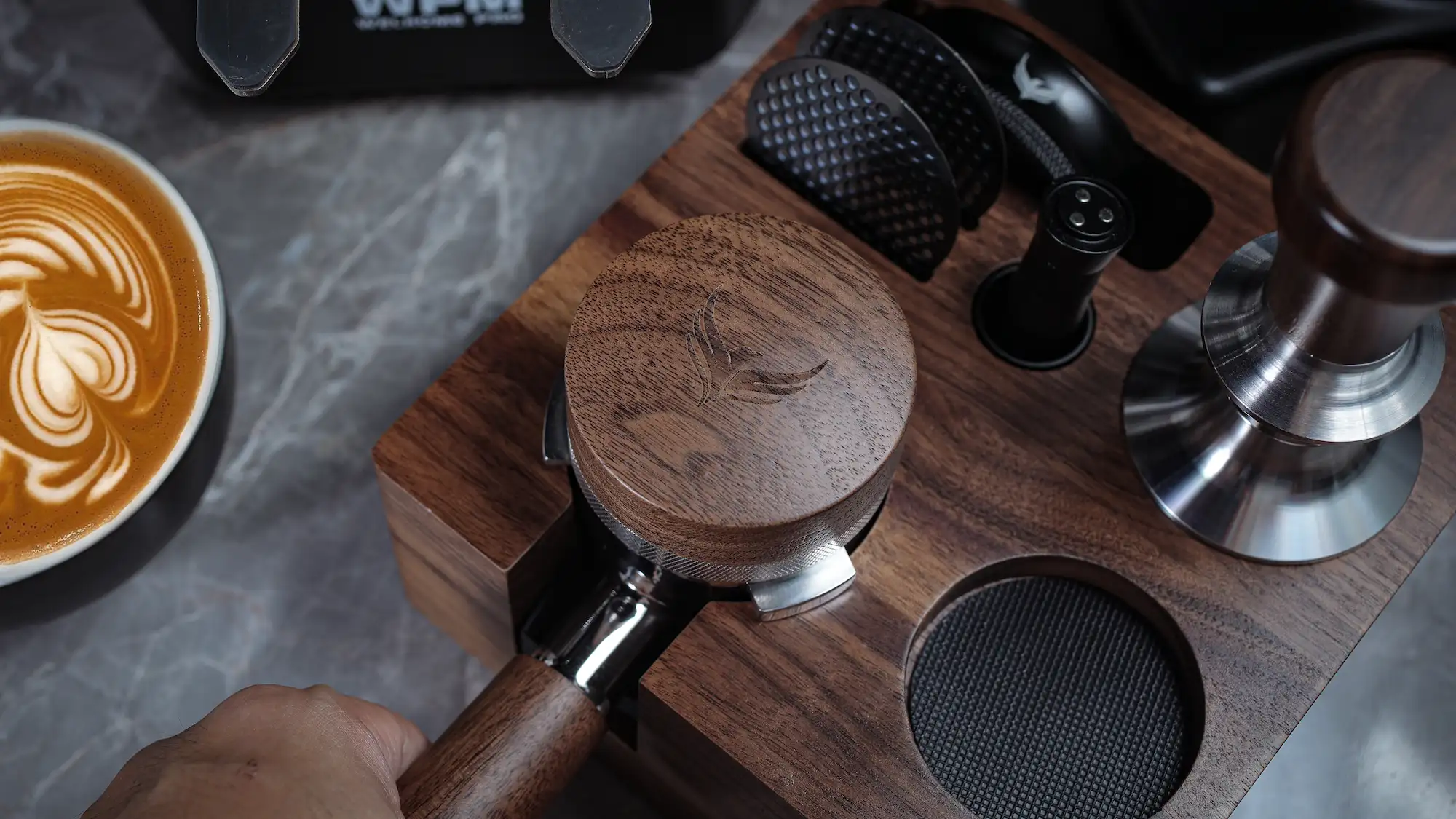 58.5mm Espresso Distributor Walnut Coffee Distribution Tool Adjustable Depth Stainless Steel Espresso Leveler - 4