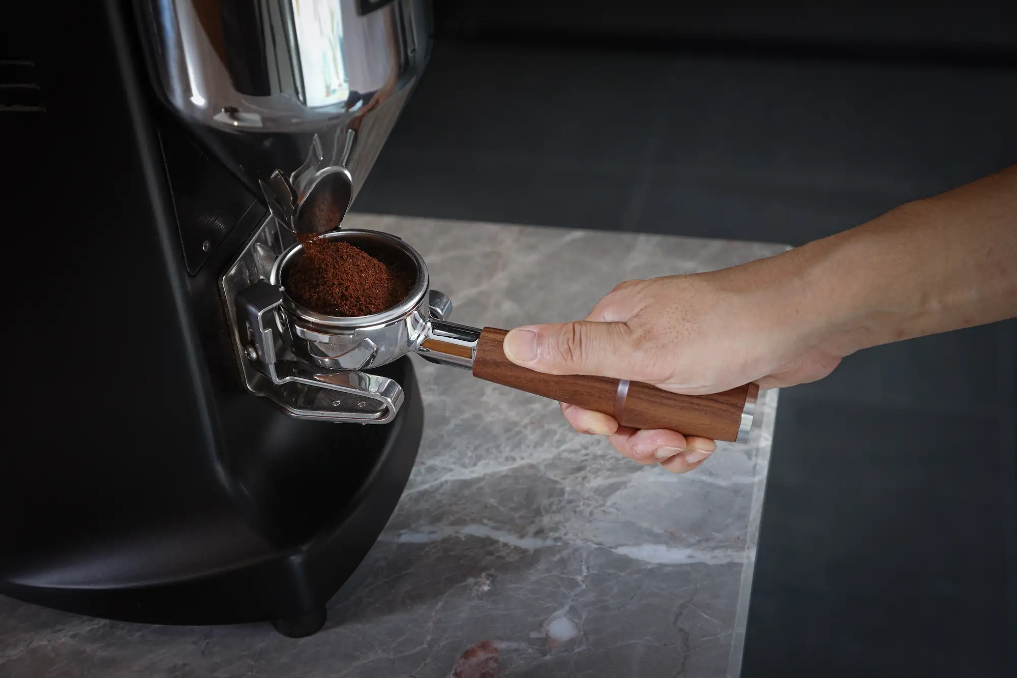 KNODOS 58mm Walnut Bottomless Portafilter for E61 — Rocket, ECM, Profitec, Lelit, Flair 58 - 3