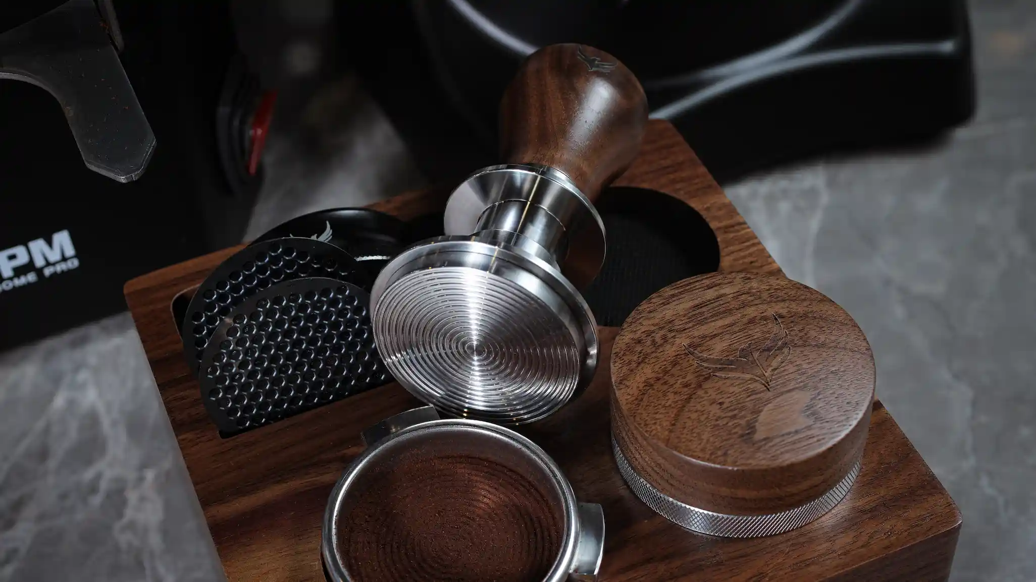 KNODOS 58.5mm Espresso Tamper with Walnut Handle, Calibrated Self-Leveling Spring Loaded Tamper - 4