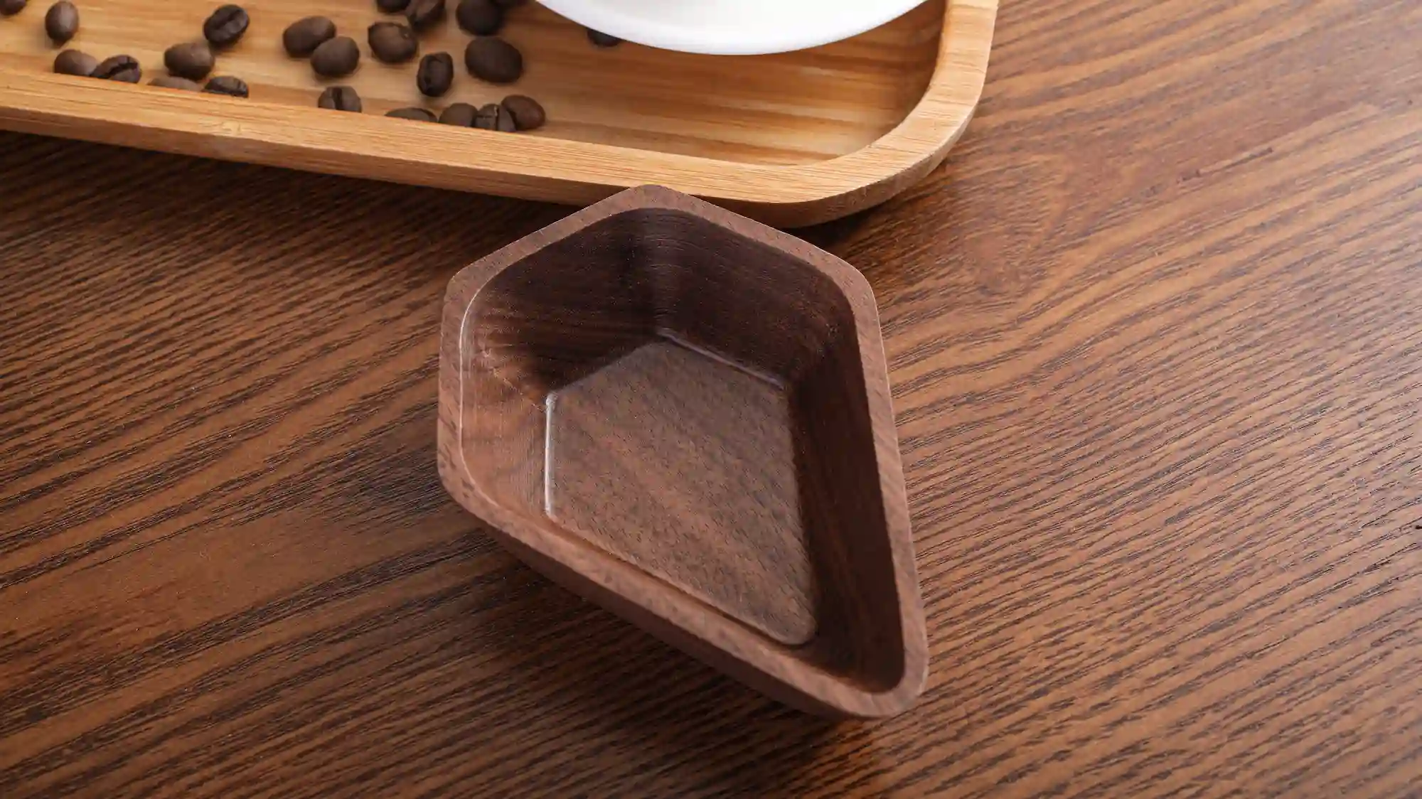 Walnut Coffee Dosing Cup and RDT Coffee Spritzer  - 3