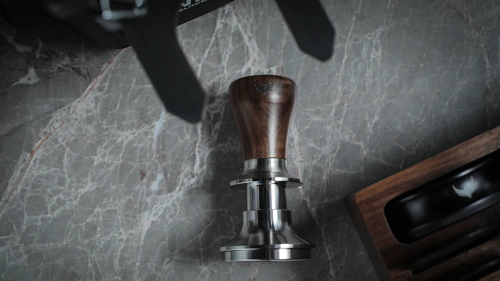 KNODOS 58mm Espresso Tamper with Walnut Handle, 58.35mm Calibrated Self-Leveling Spring Loaded Ripple Base Tamper - 3