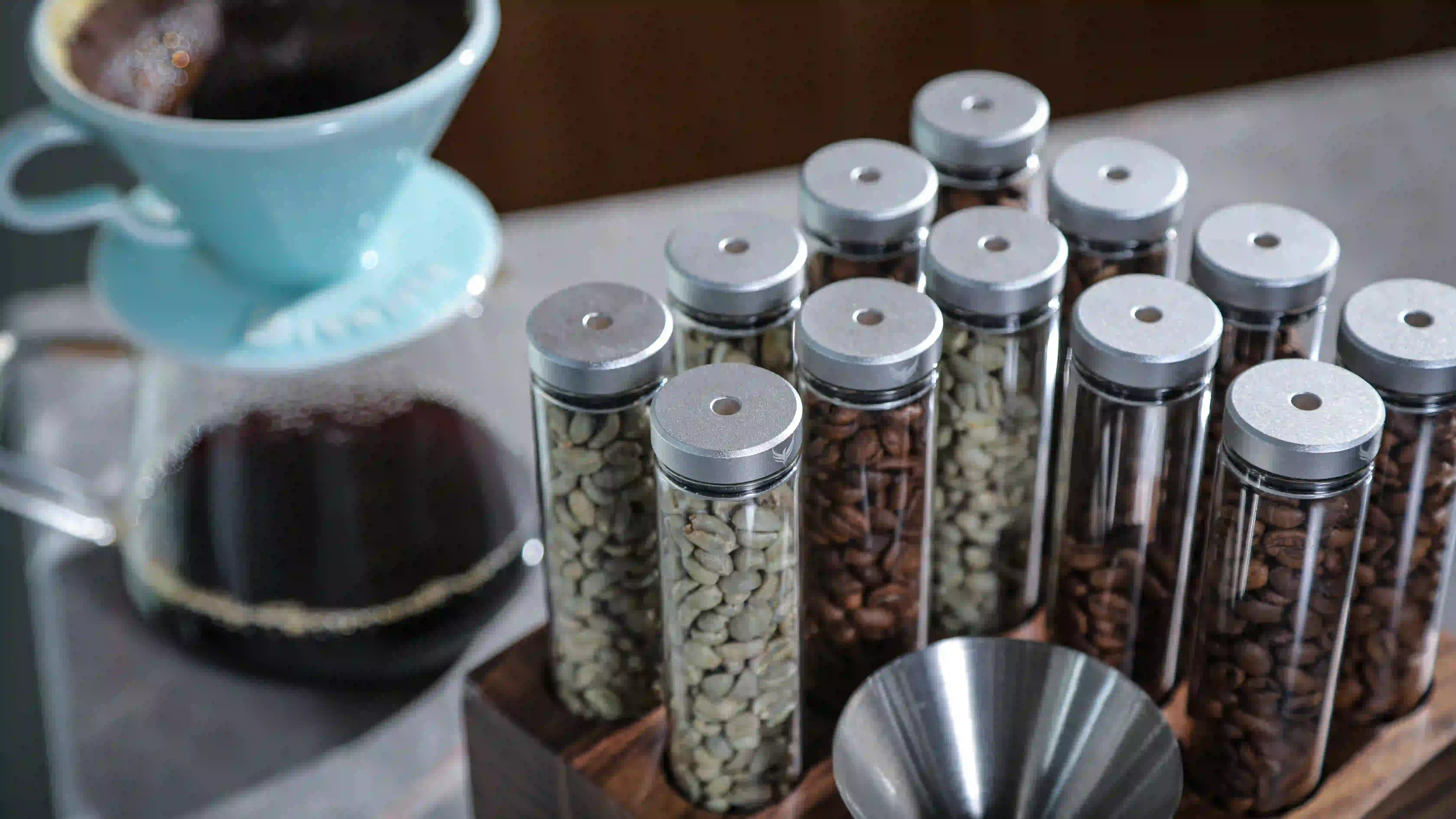 One-Way Exhaust Valve Single Dose Coffee Bean Storage Tubes With Walnut Stand - 4