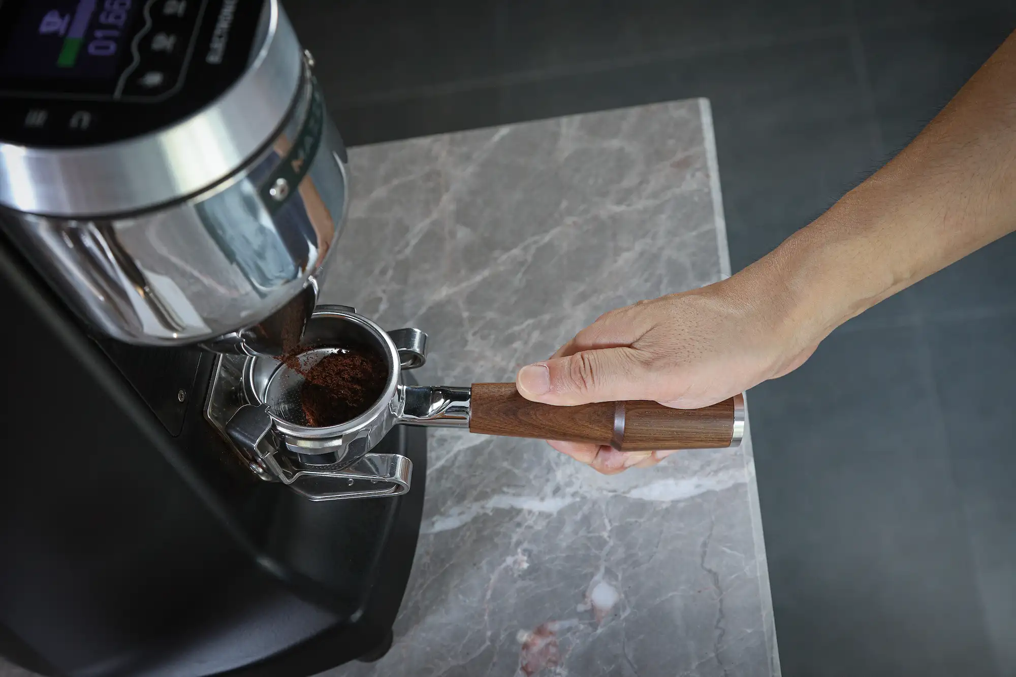 KNODOS 58mm Walnut Bottomless Portafilter for Breville Dual Boiler & Oracle — 2-Ear, 18–21g Basket - 4