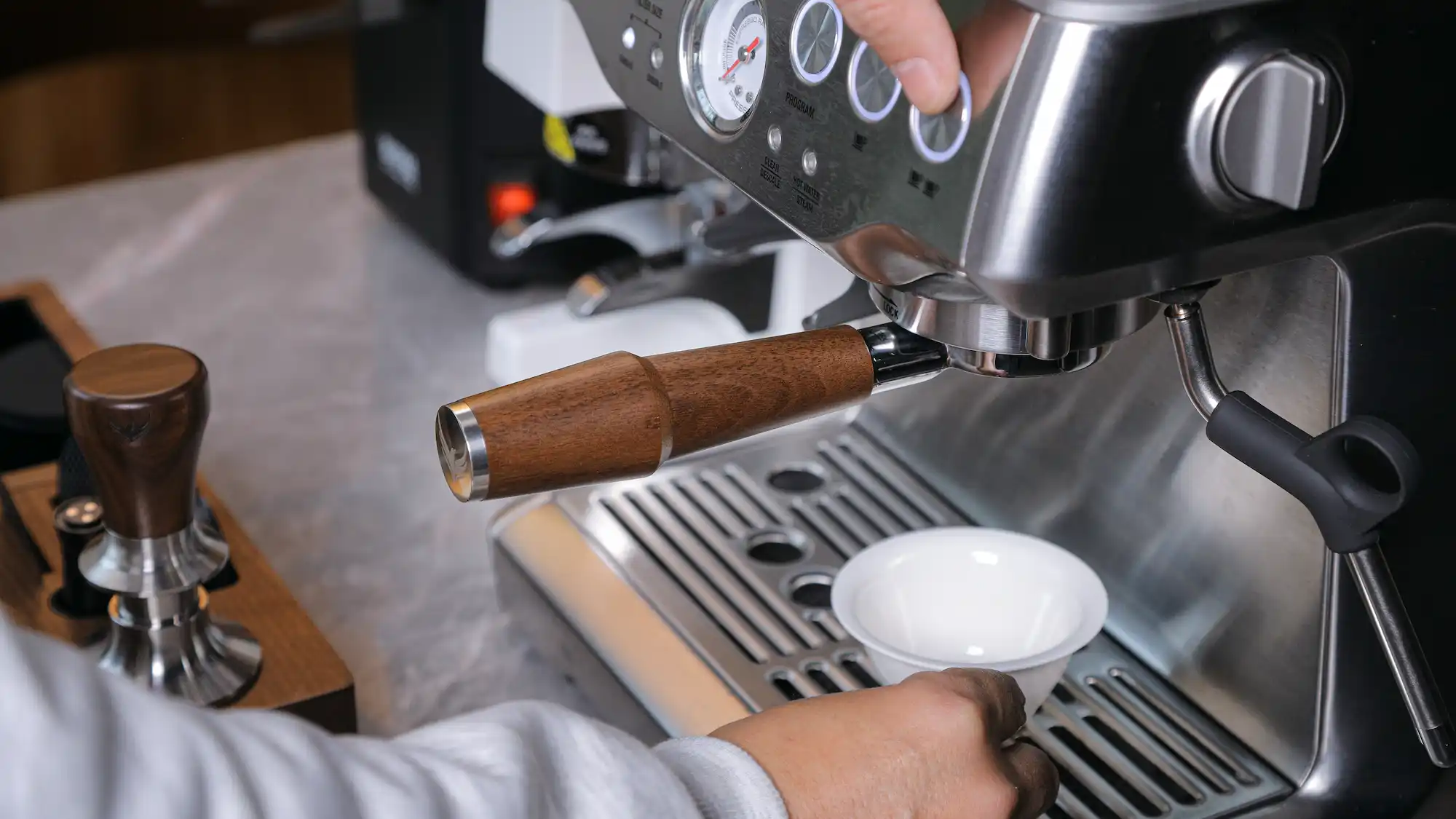 Why Is My Bottomless Portafilter Spraying? A Step-by-Step Fix