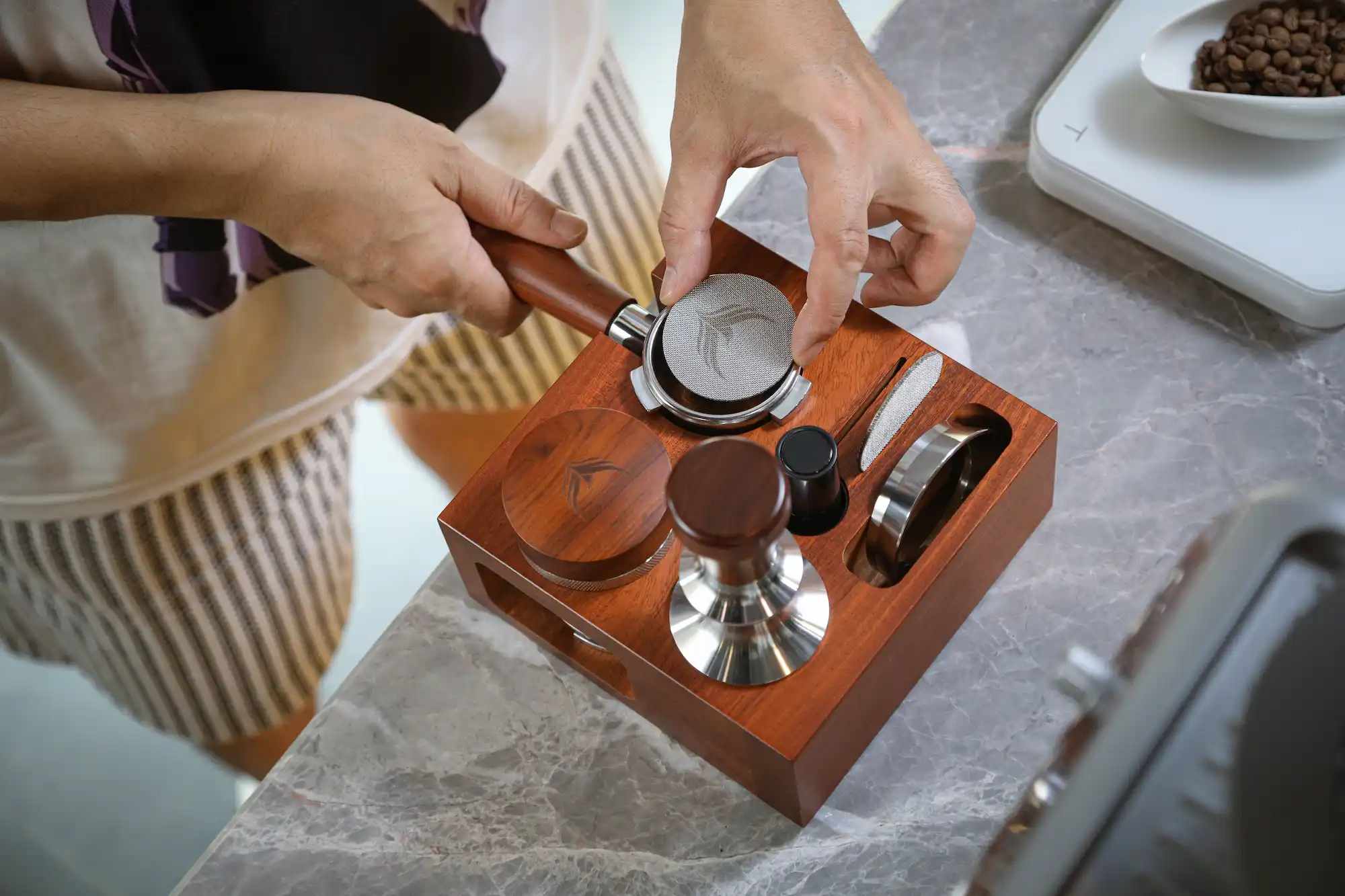 KNODOS 54mm Espresso Accessories Organizer & Tamping Station V3 for Breville — Rosewood, 8 Slots - 3